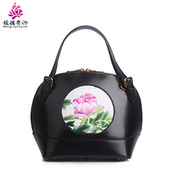  Rose has about SH021 cowhide embroidery hand embroidered lady's messenger bag
